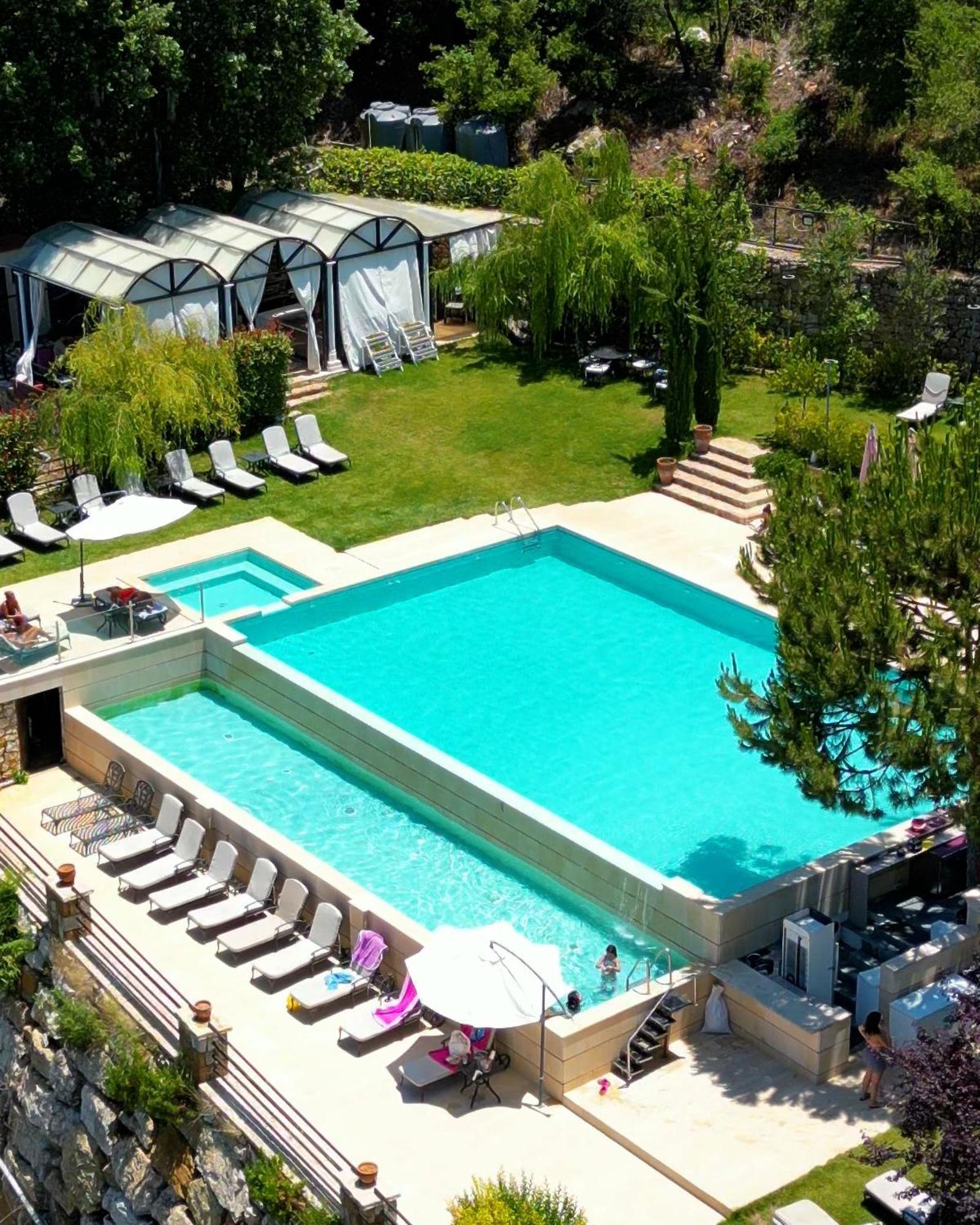 Cherry Blossom Boutique Hotel Bḩamdūn Exteriér fotografie