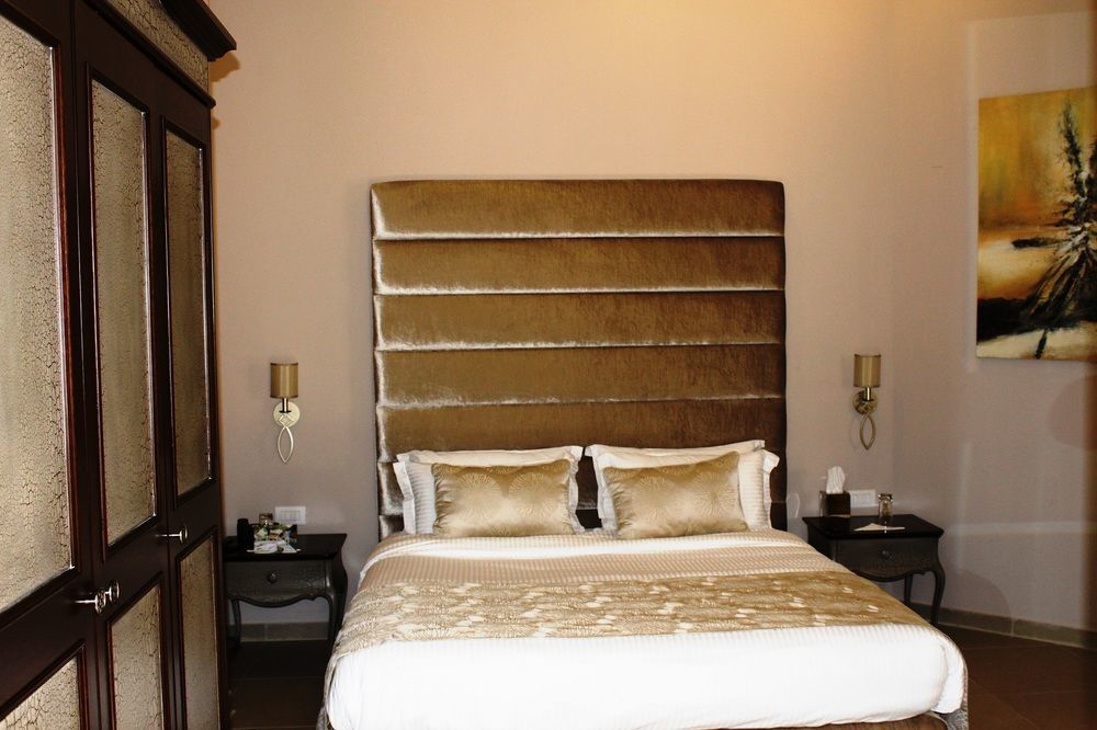 Cherry Blossom Boutique Hotel Bḩamdūn Exteriér fotografie