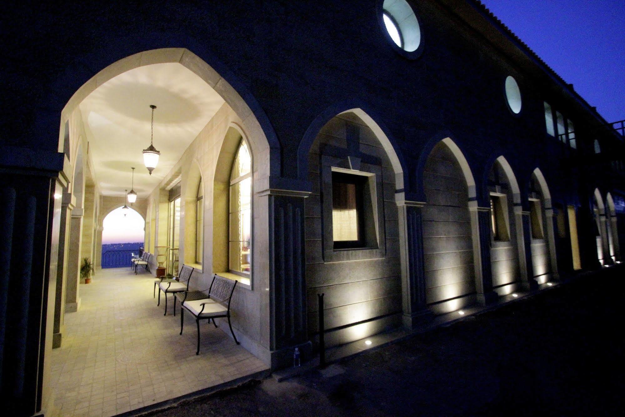 Cherry Blossom Boutique Hotel Bḩamdūn Exteriér fotografie