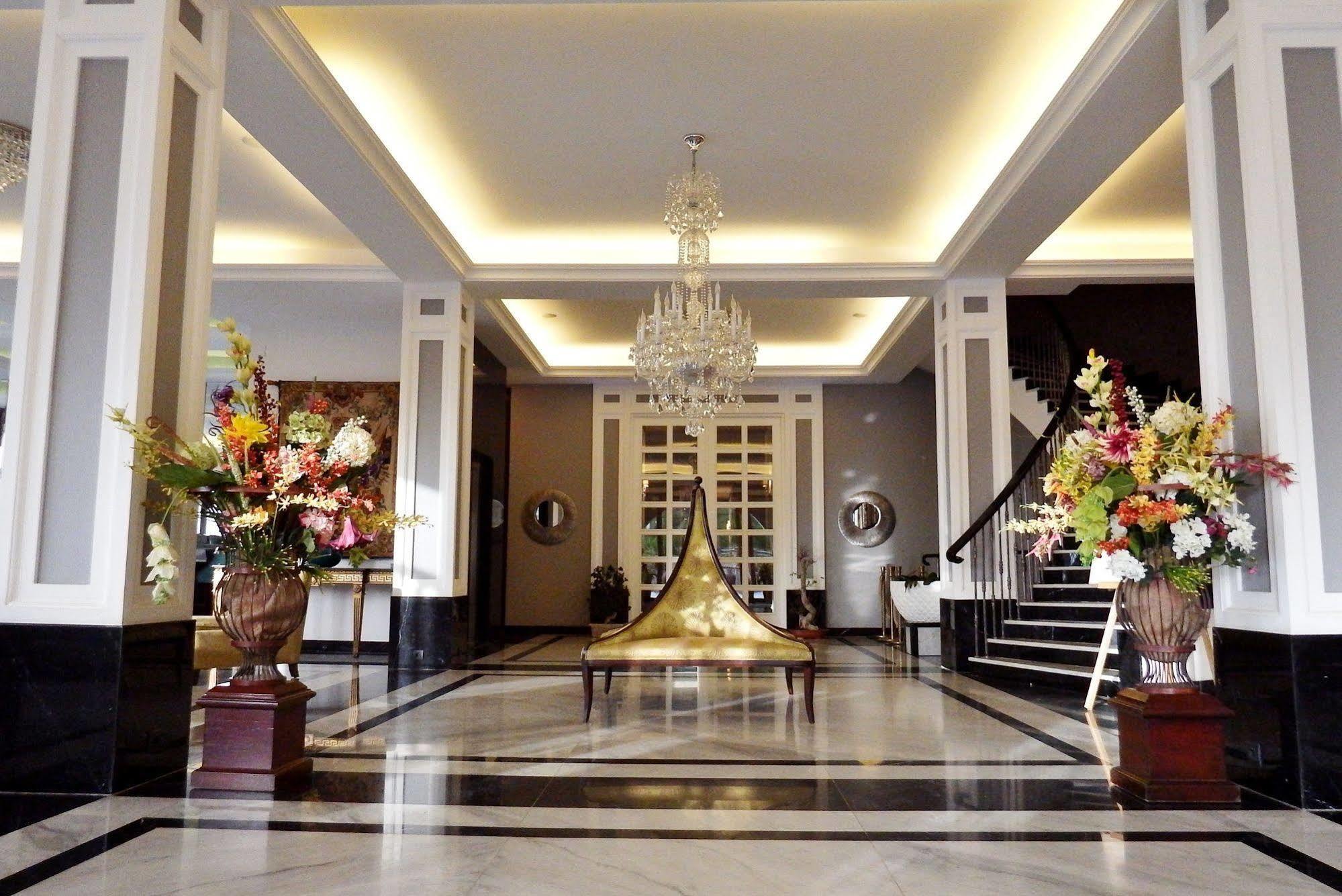 Cherry Blossom Boutique Hotel Bḩamdūn Exteriér fotografie